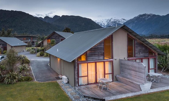 Franz Josef Glacier Hotel | Glenfern Villas