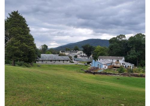 Delaware Water Gap Hotel | Glenwood Inn & Conference Center