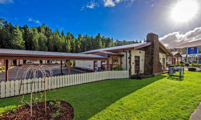 Queenstown Hotel | Gold Rush Inn