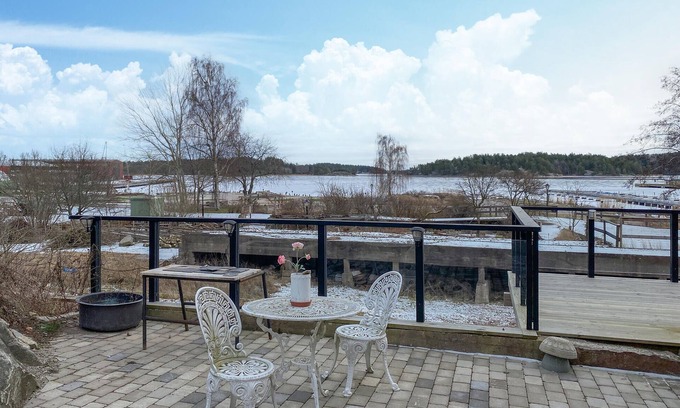 Hjorted Casa | Preciosa casa en Blankahom con WiFi