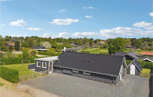 Hejlsminde Strand Casa | Gorgeous Home In Hejls With Wifi