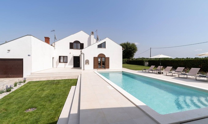 Vrvari Casa | Preciosa casa en Porec