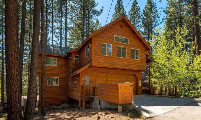 Black Bart Cabina | Gorgeous & Modern Cabin nr. Heavenly, Casinos and Outdoor Adventures