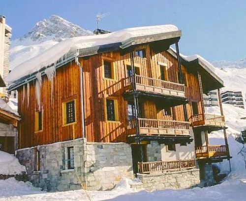 Le Lavachet Apartamento | Grand Chalet - Appartement 5pax au pied des pistes - parking - skiroom - cheminée décorative- balcons