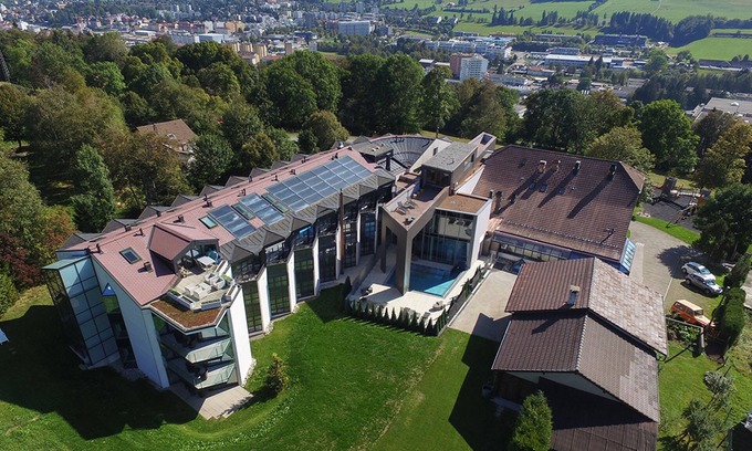 Le Cret-du-Locle Hotel | Grand Hôtel Les Endroits