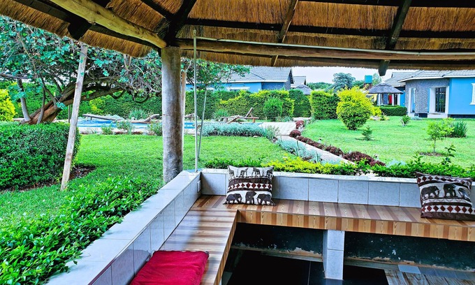 Chiawa Conservancy Casa | Grand Lusaka Escape w/Private Pool – Sleeps 20+