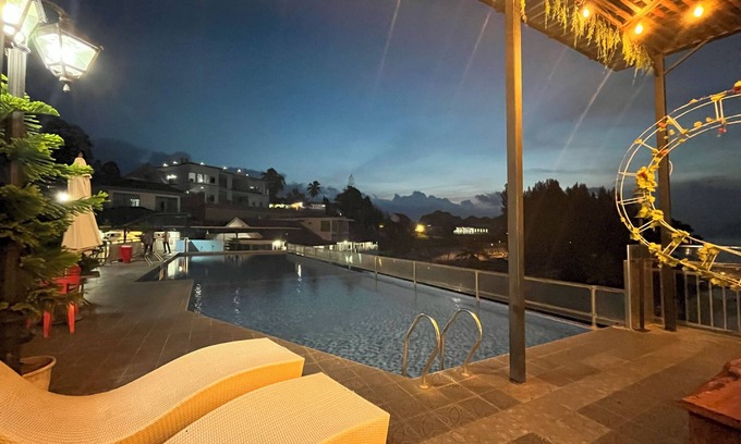 Parapat Hotel | Grand Tamaro Hotel