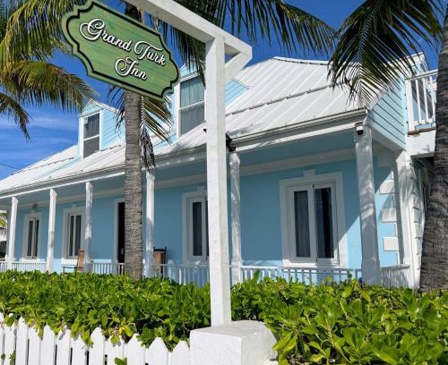 Cockburn Town Hotel | Grand Turk Inn
