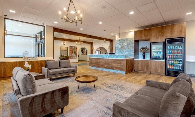 Williston Hotel | Grand Williston Hotel and Conference Center