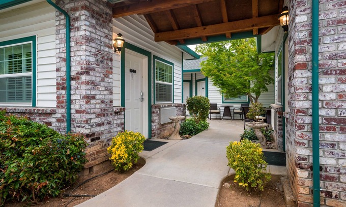 Grass Valley Hotel | Grass Valley Courtyard Suites