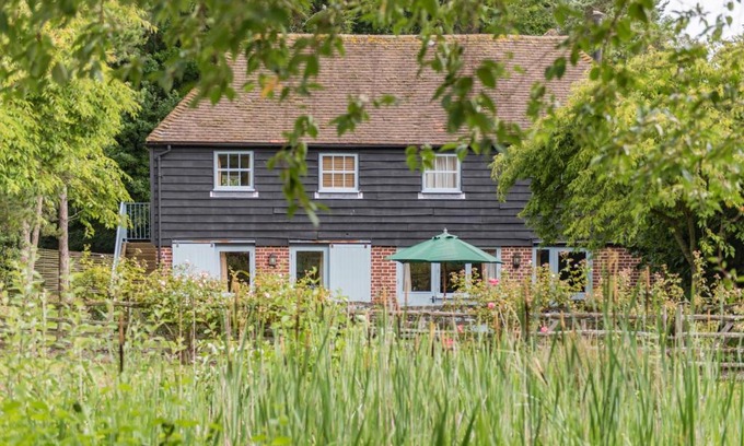 Sittingbourne Casa | Great Higham Oast and Cottages by Bloom Stays