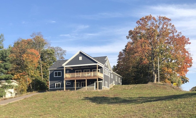 Frankfort Casa | Great space for gathering together!