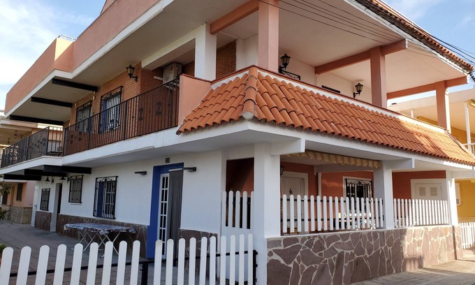El Grau de Moncofa Casa | Gran Adosado 1ª línea de playa Moncofar, Barbacoa, Solarium y WIFI alta velocida