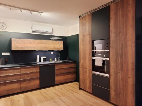 Bratislava Apartamento | Green Door Apartment