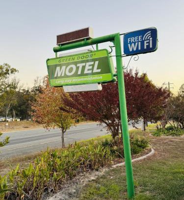 Lavington Hotel | Green Door Motel