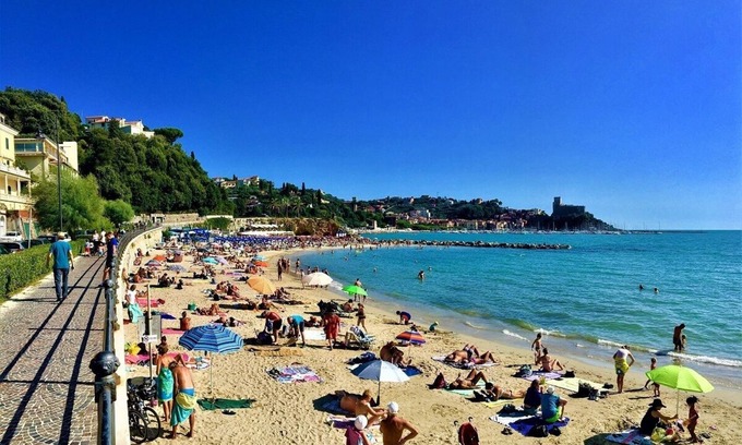 Ameglia Alquiler De RV | Greenchalets Ameglia - Campsite