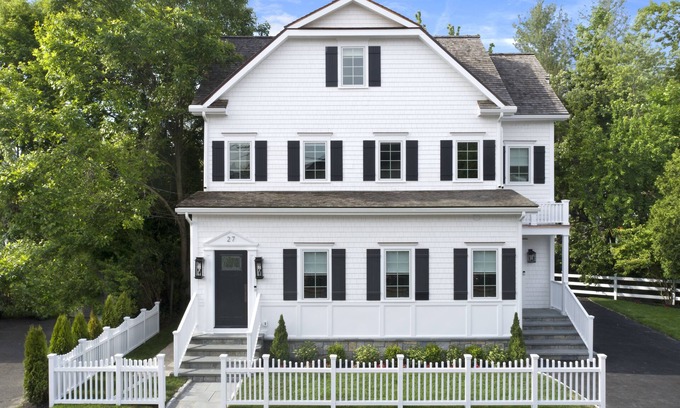 Greenwich Casa | Greenwich Proper Brand New Home - 5 minutes to town and train - Must See!!!