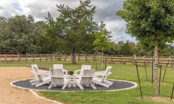 La Grange Casa | Grill & Chill Vibes | Enjoy Ranch Life | Cottonwood Ranch