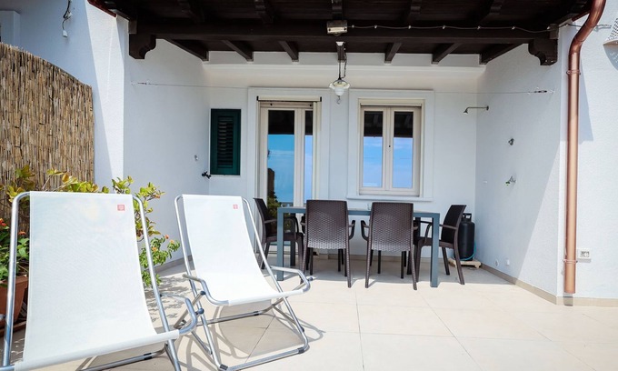 Marina di Andrano Apartamento | Grillo-Villa Anna by Interhome