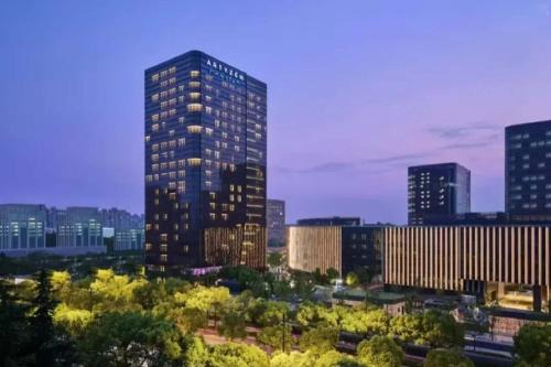 Tianhe Center Hotel | Guangzhou Bulgari International Service Apartment (Zhujiang New Town Canton Tower Branch)
