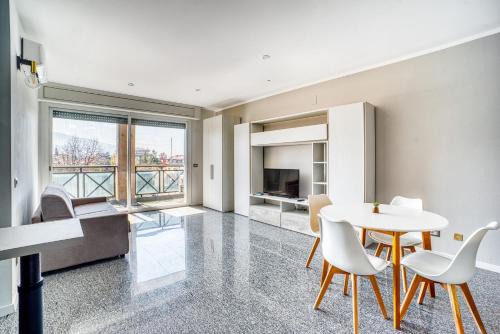 Foligno Apartamento | GuestHost - Casa Frida, apartement with balcony