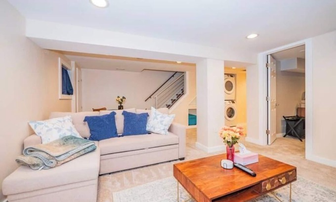 Brightwood Park Apartamento | Guests suite-Centrally located for Extended stays!