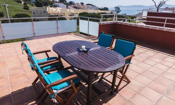 Llanca Apartamento | GUILLEM DE BERGUEDÀ - Àtico en la zona de grifeu con gran terraza y vistas al mar. - ES-228-61