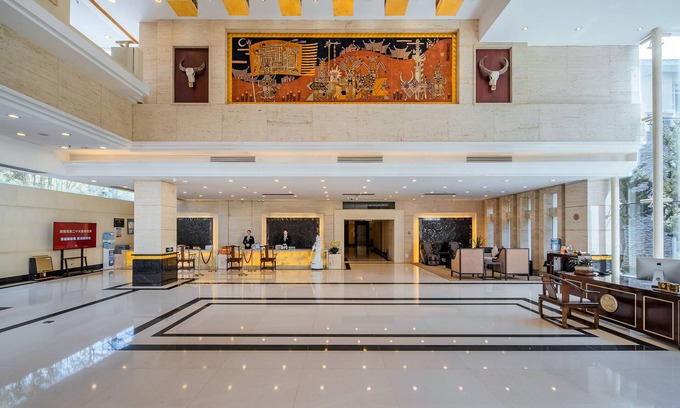 Huaxi Hotel | GuiZhou Huaxi Guesthouse