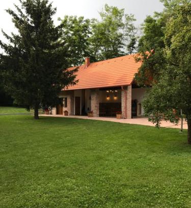 Egyhazasradoc Apartamento | Gyöpszer Gyöngye Vendégház