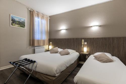 Argeles Gazost Hotel | Hôtel Café les Fleurs