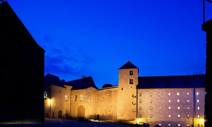 Sedan Hotel | Hôtel Le Château Fort de Sedan