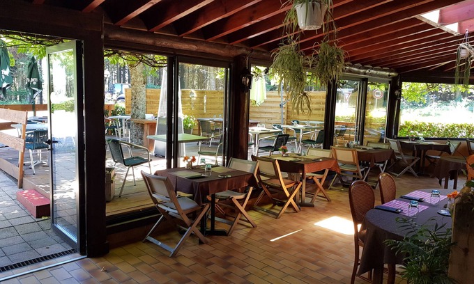Cours Hotel | Hôtel Le Pavillon