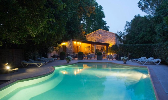 Costieres Hotel | Hôtel Le Pré Galoffre