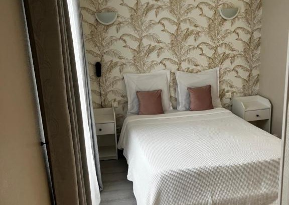 Enghien-les-Bains Hotel | Hôtel Marie Louise