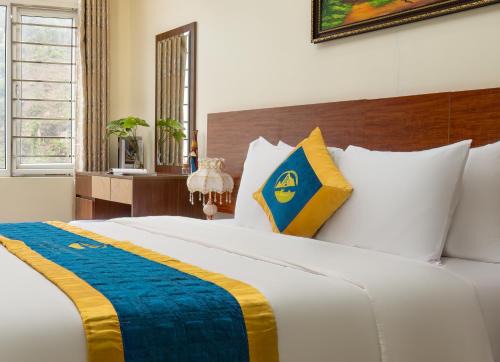 Cat Hai Hotel | Hưng Ha Hotel