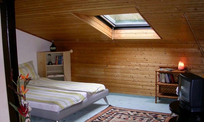 Penzing Apartamento | HA-WEI cozy studio in Vienna's western green oasis Pet-friendly!
