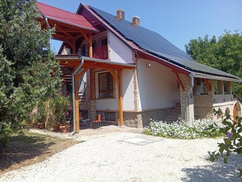 Bata Apartamento | Hagyományőrző és múltidéző porta