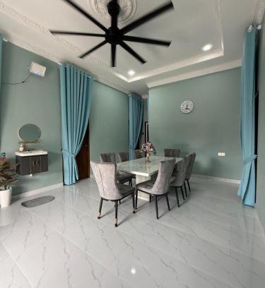 Kok Lanas Casa | Haji Awang Homestay