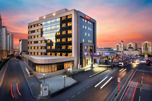 Basaksehir Hotel | Hampton by Hilton Istanbul Kayasehir