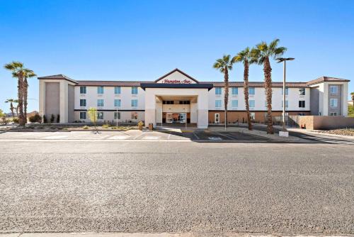 Calexico Hotel | Hampton Inn by Hilton Calexico
