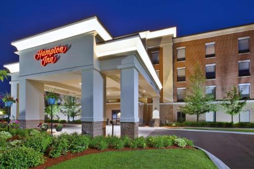 Commerce Township Hotel | Hampton Inn Commerce/Novi