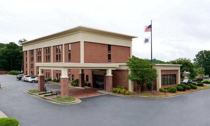 Roxboro Hotel | Hampton Inn Roxboro