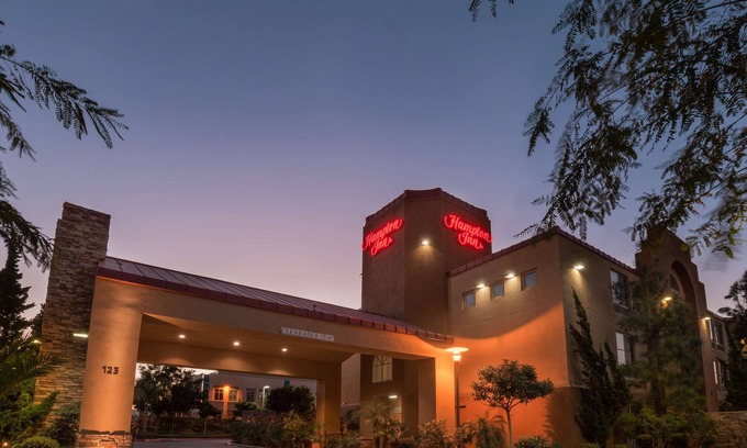 San Marcos Hotel | Hampton Inn San Marcos, CA