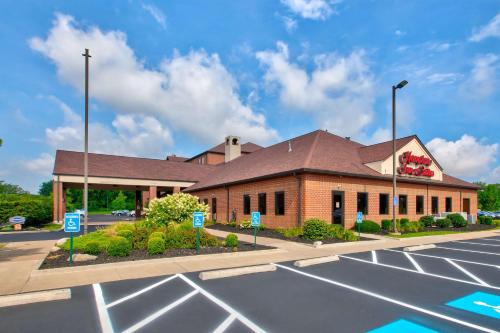 Middleburg Heights Hotel | Hampton Inn & Suites Cleveland-Airport/Middleburg Heights
