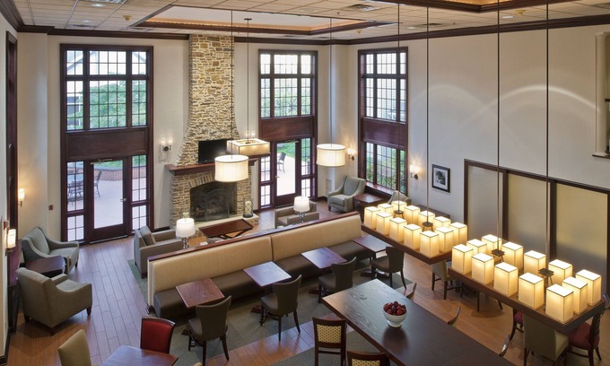 Bethlehem Hotel | Hampton Inn & Suites Bethlehem