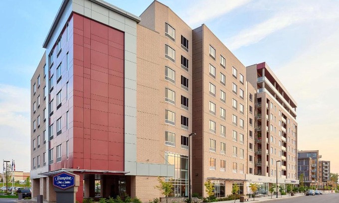 Saint-Romuald Hotel | Hampton Inn & Suites by Hilton Quebec City Levis