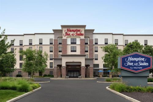 Bairdford Hotel | Hampton Inn & Suites - Pittsburgh/Harmarville, PA