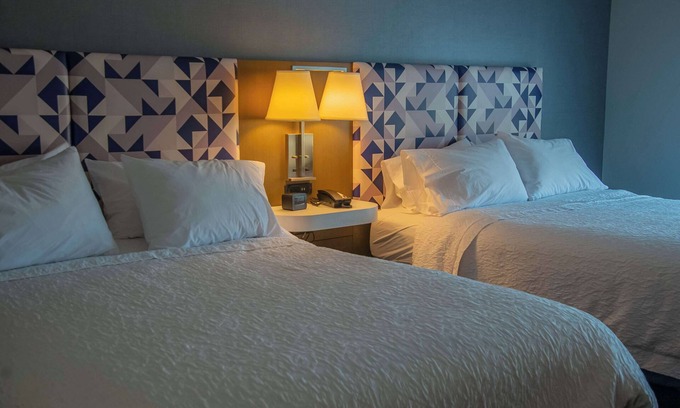 Servia Hotel | Hampton Inn Wabash