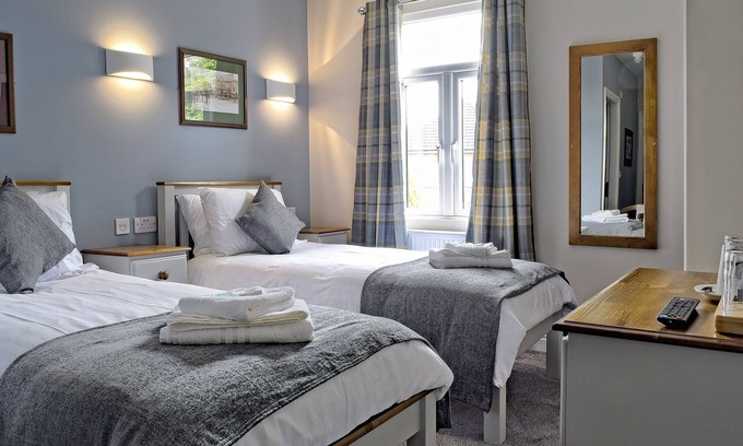 Bromsgrove Hotel | Hanbury Turn