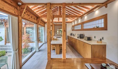 Andong Chalet De Esquí | Hanok spa stay 소연정